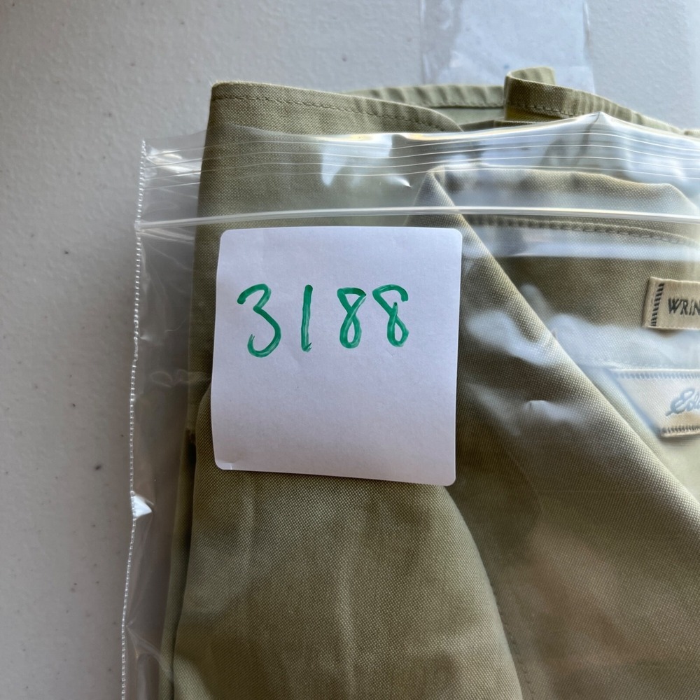 Eddie Bauer Womens Button Up Top Medium Green Casual Neutral‎ Y2K Casual No Iron - Picture 8 of 8